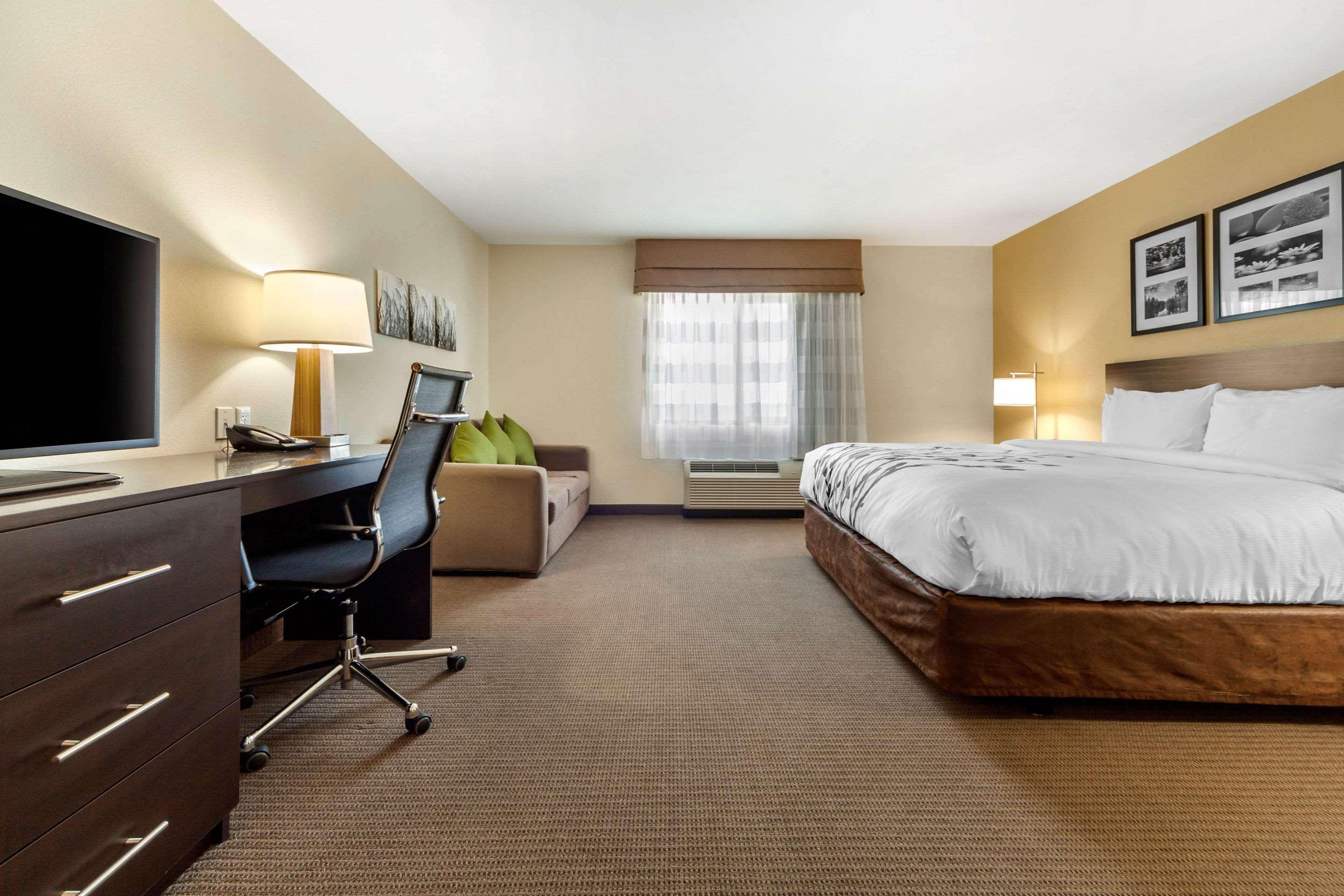 Sleep Inn & Suites Девилс-Лейк Экстерьер фото