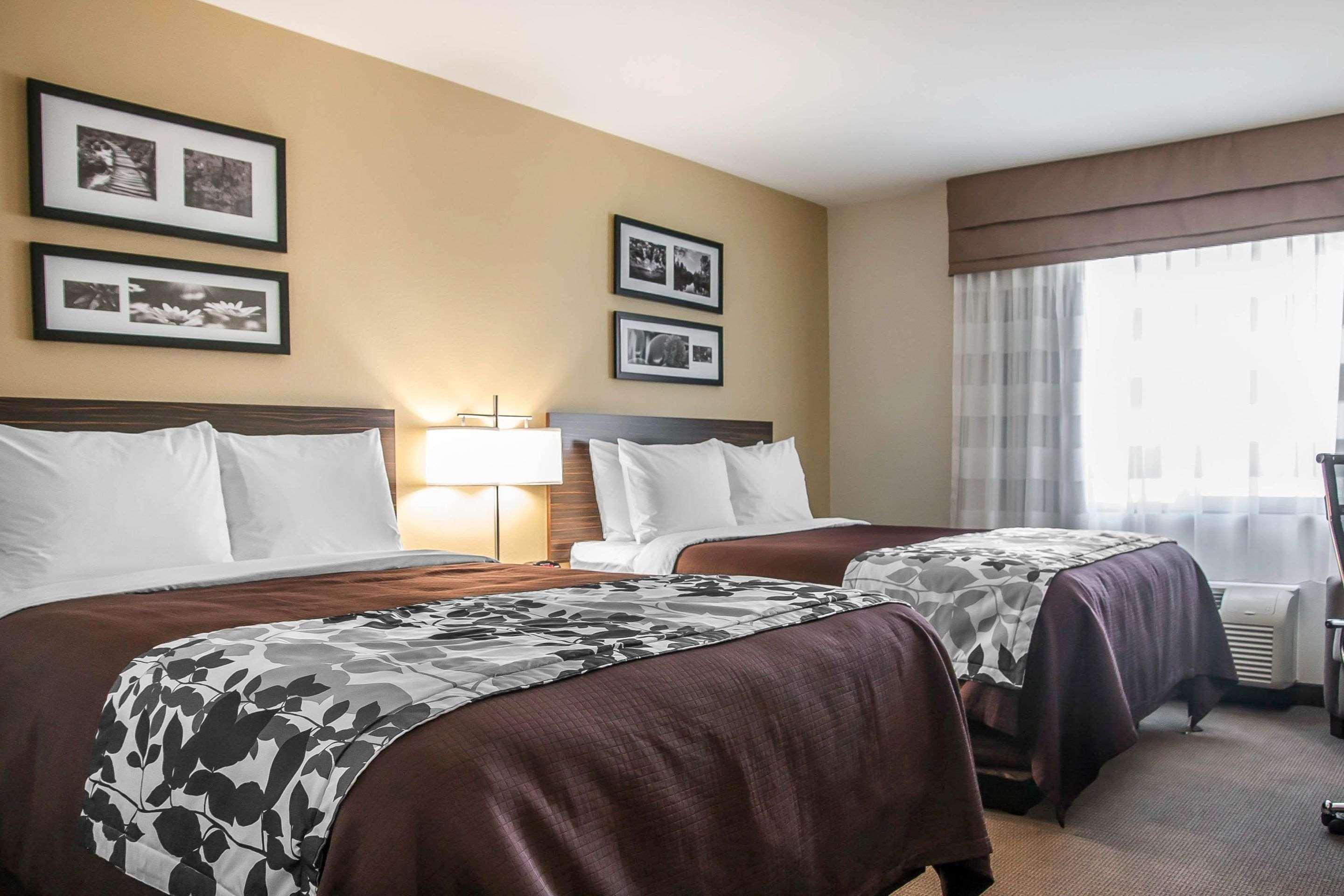 Sleep Inn & Suites Девилс-Лейк Экстерьер фото