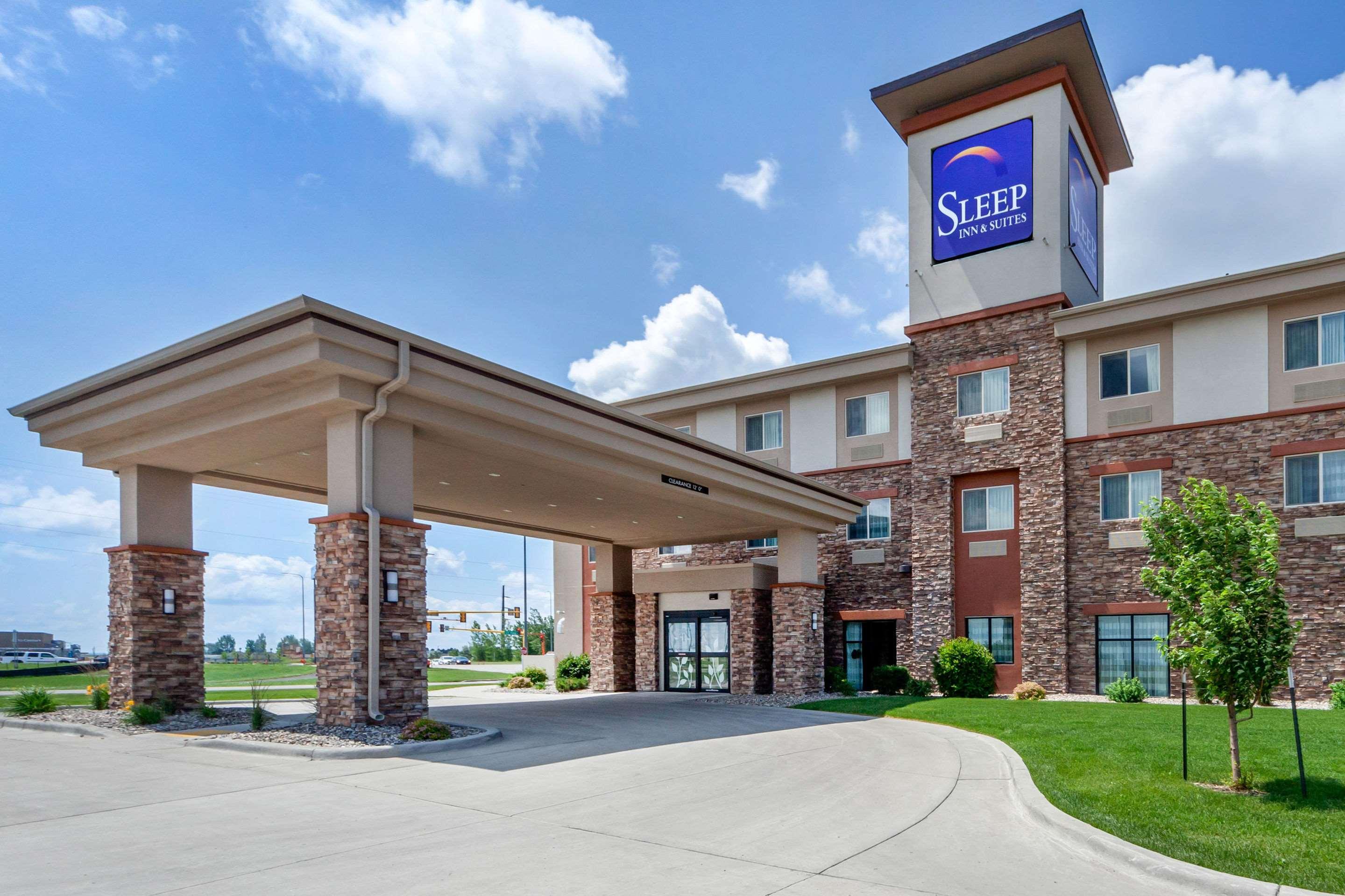 Sleep Inn & Suites Девилс-Лейк Экстерьер фото